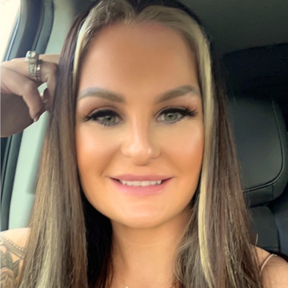 Meet your Posher, Rhiannon